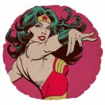 Almofada Redonda Wonder Woman Power Rosa