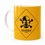 Caneca Breaking Bad Heisenberg Danger Toxic Branca