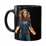 Caneca Capita Marvel Filme V04 Preta