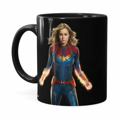 Caneca Capita Marvel Filme V04 Preta