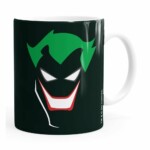 Caneca Coringa Anime Minimalista Branca