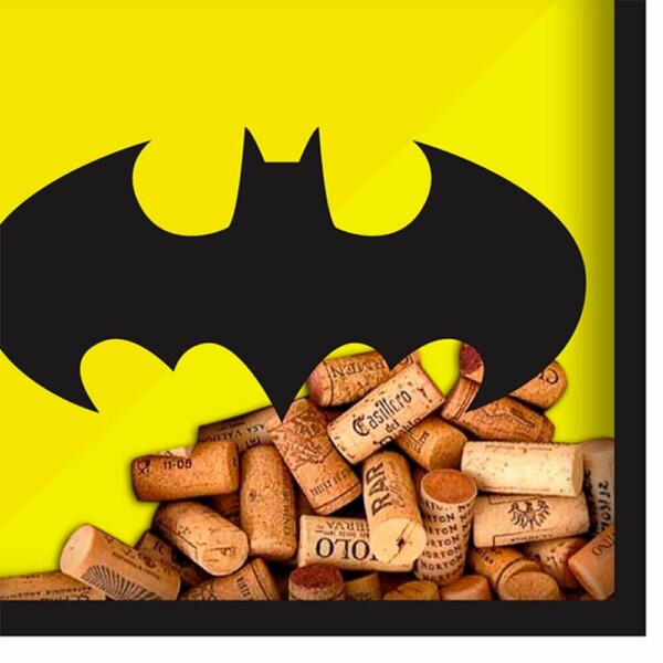 Quadro Rolha Batman Logo Em Madeira 33x33cm