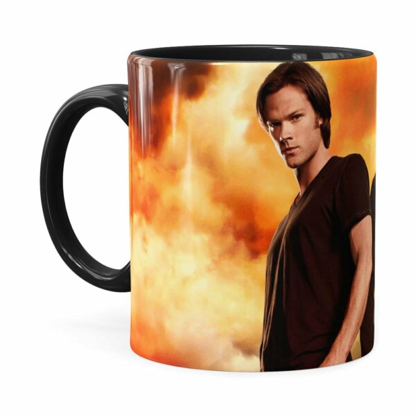 Caneca Supernatural Dean E Sam Winchester Preta