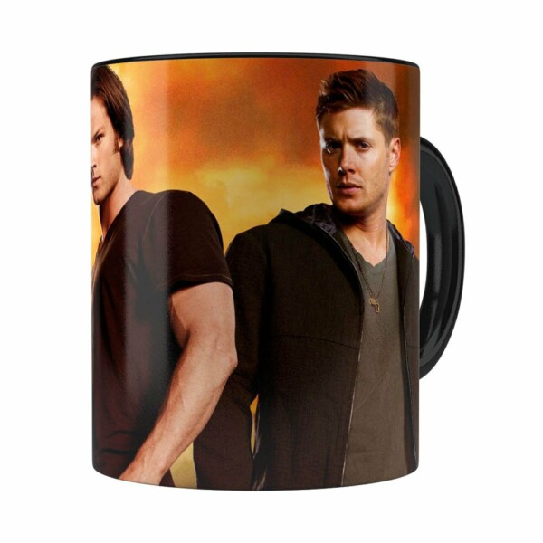 Caneca Supernatural Dean E Sam Winchester Preta