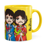 Caneca Beatles Sgt Peppers Lonely Hearts Amarela