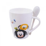 Caneca De Porcelana Mickey Com Colher E Minnie Tsum Tsum 310ml
